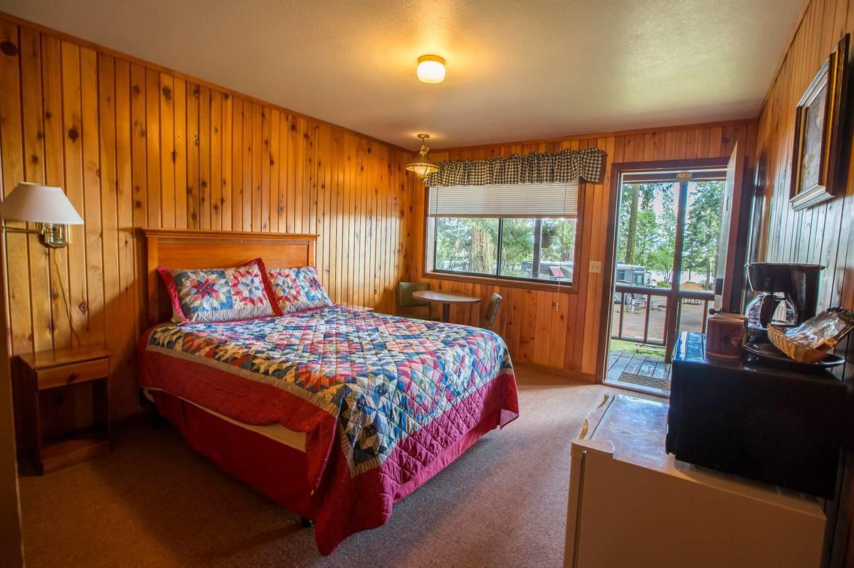 Crater Lake Gateway-Rocky Point Resort クラマス・フォールズ エクステリア 写真